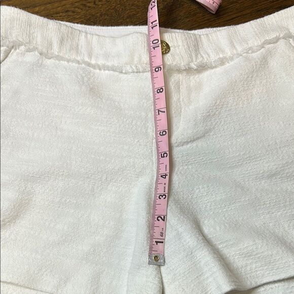 Lilly Pulitzer Women’s Textured Shorts Size-10 - Picture 3 of 8
